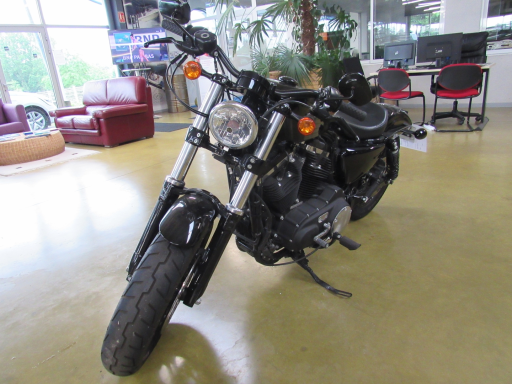 HARLEY-DAVIDSON XL 1200
